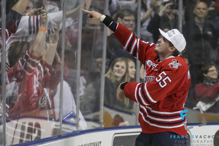 Oshawa Generals' Michael McCarron points the crowd as he celebrates winning the Memorial Cup final against the Kelowna Rockets in Quebec City on Sunday May 31, 2015. Francis Vachon/Postmedia Network