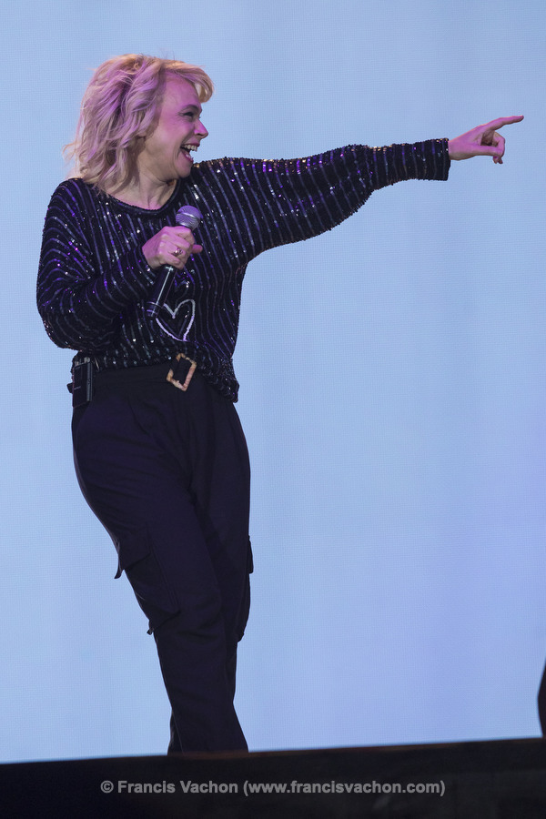 Martine St-Clair chante sur scène lors de la fête nationale du Québec sur les Plaines d'Abraham à Québec le 23 juin 2019. Photo Francis Vachon pour Le Devoir.