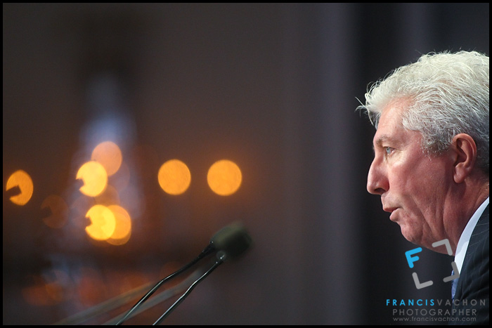 Gilles Duceppe talks at Steelworkers' convention